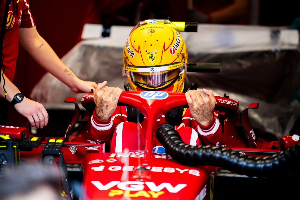 F1: Hamilton przeprasza zespół za „niedopuszczalny występ”