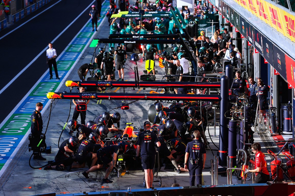 Spotkanie o szybszym powrocie V8 do F1 zostało odwołane